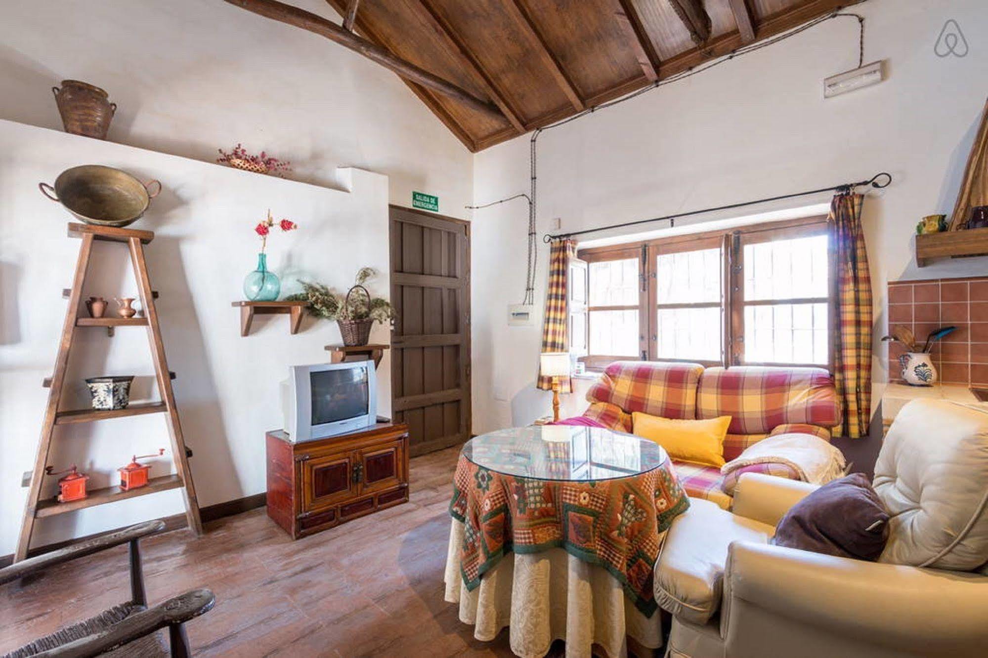 Alojamiento Rural El Cortijuelo Hotel Illora Ngoại thất bức ảnh
