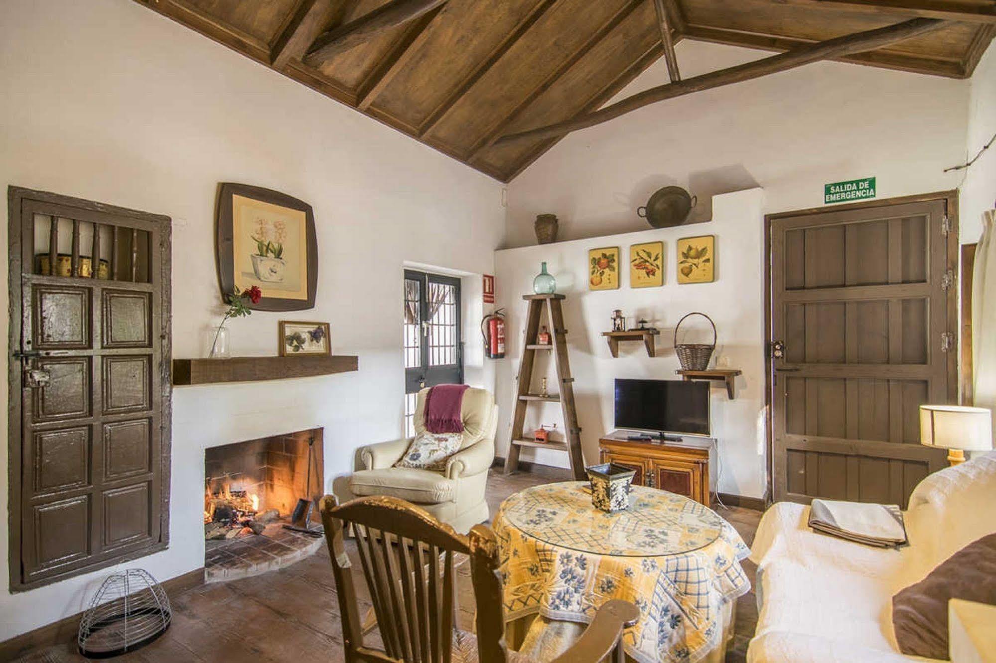 Alojamiento Rural El Cortijuelo Hotel Illora Ngoại thất bức ảnh